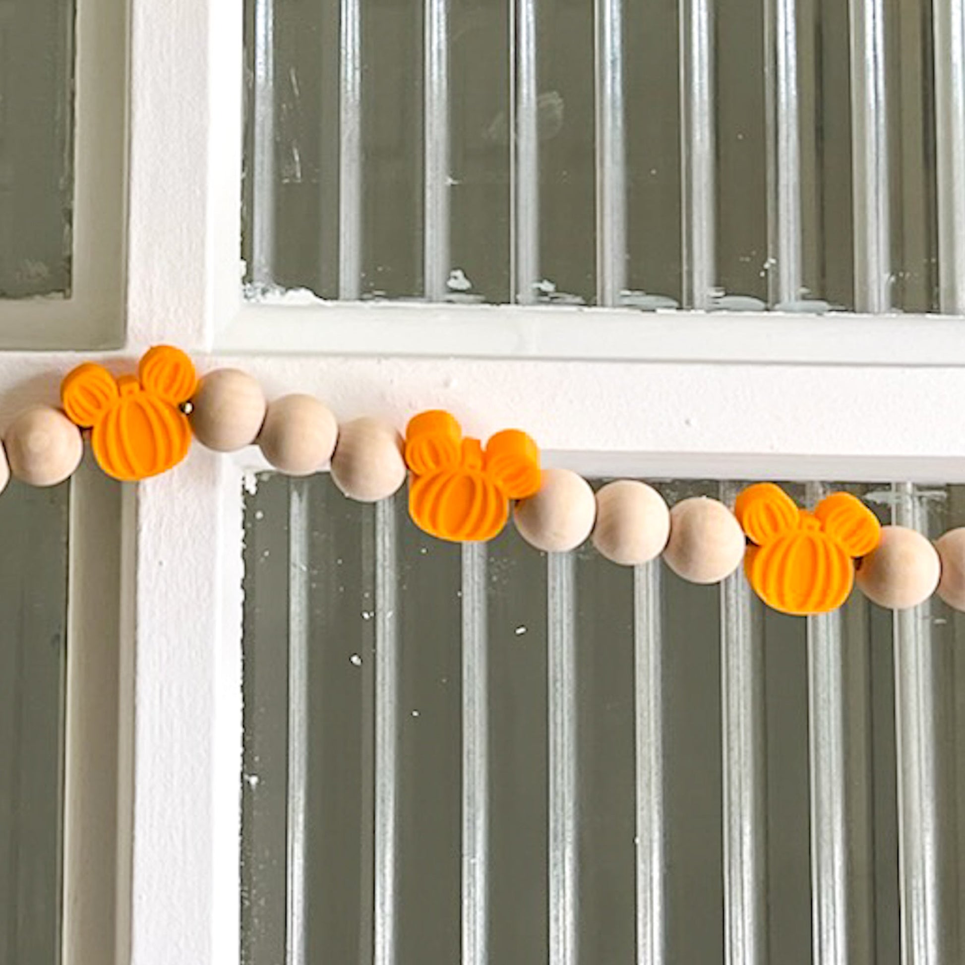 *Seasonal* Pumpkin Mouse Garland - 3ft Strand - Riverbend Design
